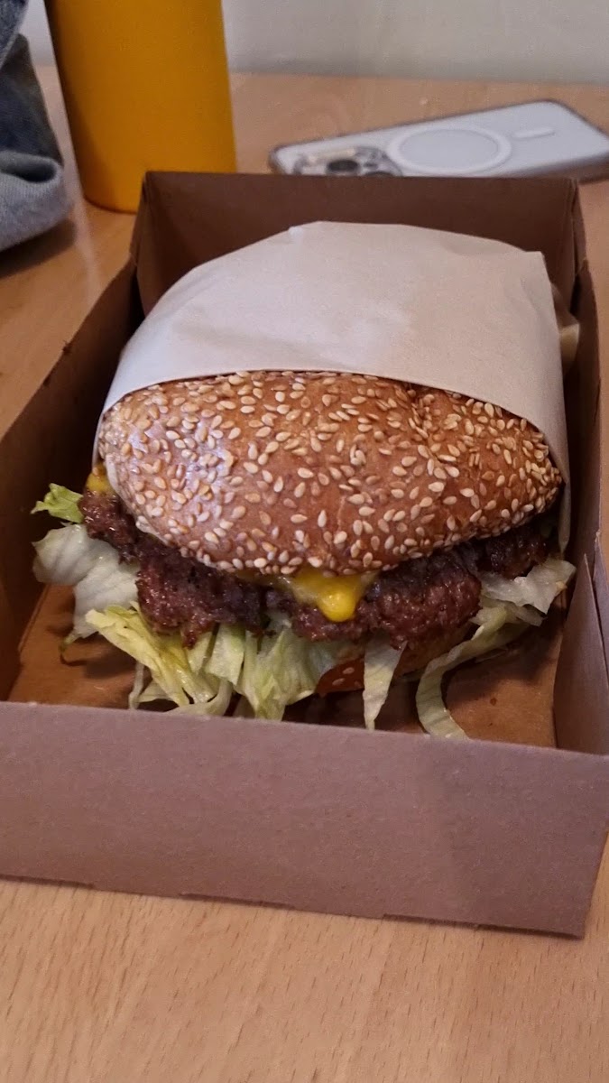 Hi-Way Burger & Fry-2