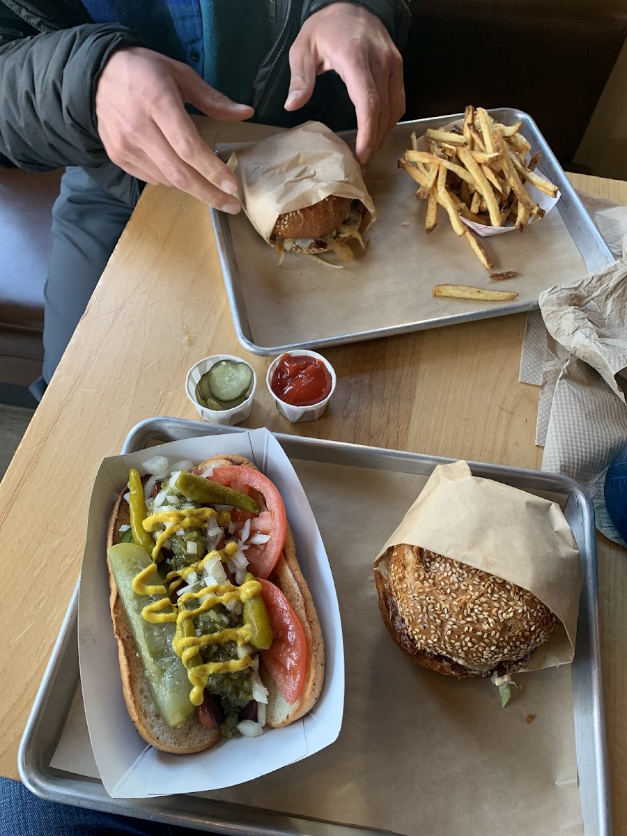 Hi-Way Burger & Fry-7